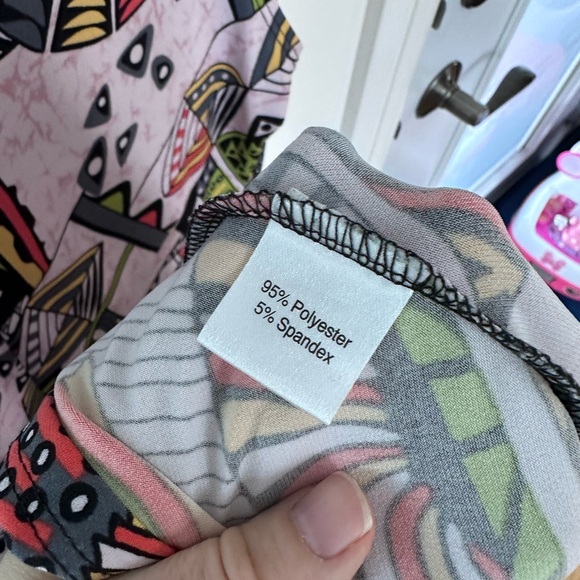 Multicolor Geometric Print Dress - Picture 5 of 8